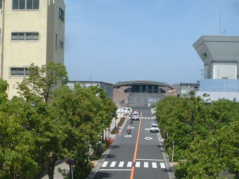 横浜を歩く 後編 かぎけんweb 山下公園 横浜中華街 昼食 Jr関内駅